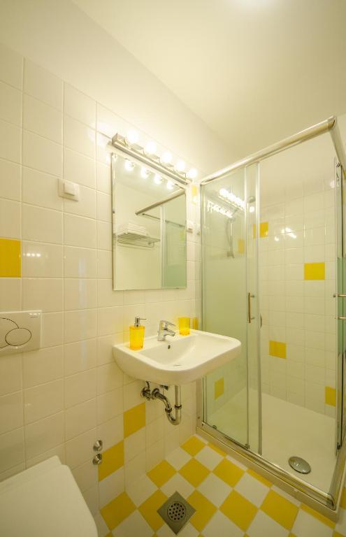 Apartments Vila Marjetica Bled Rum bild